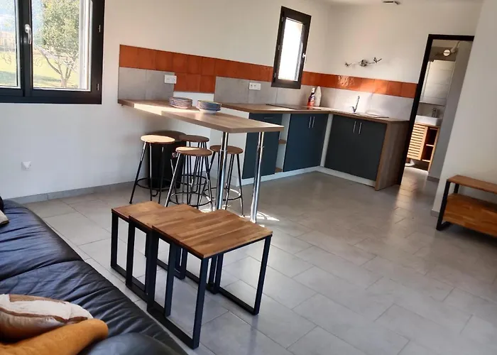 Santa-lucia * Santa-Lucia-di-Moriani